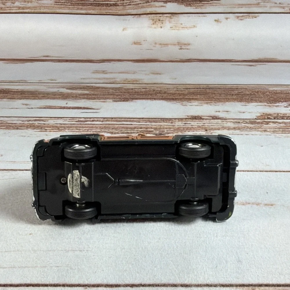 Retro Diecast Beach Wagon Woody Classic Car Toy with Roof Rack